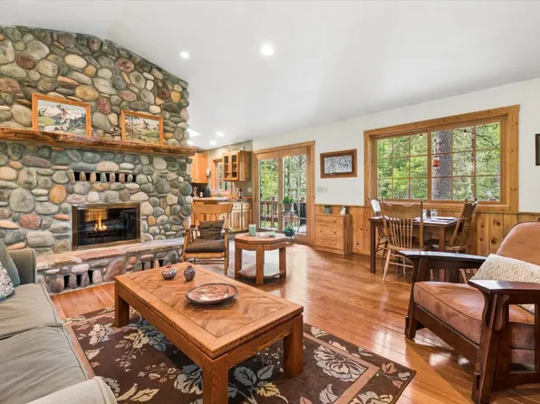 855 Hunter Ln, Columbia Falls, MT 59912