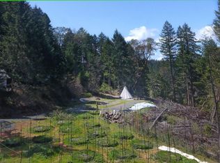 6223 Takilma Rd, Cave Junction, OR 97523