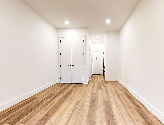3rd image of 2785 Broadway APT 2E