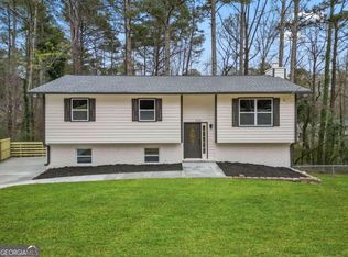 1542 Skuttle Cv, Snellville, GA 30078