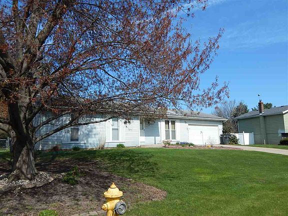 3rd image of 53617 Kershner Ln