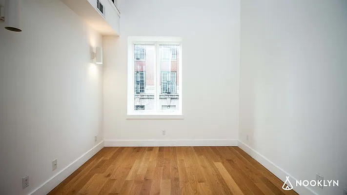 Rented by Nooklyn NYC LLC | media 22