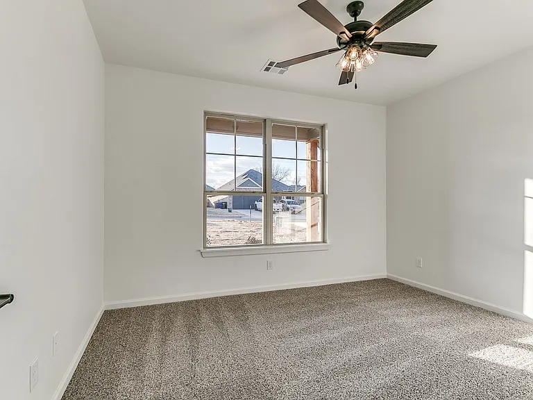 1901 Hollow Crest Ct — Photo 57