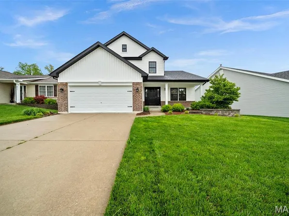513 Deer Brook Dr, O'Fallon, MO 63366