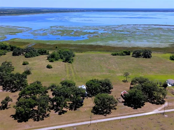 3650 Lake Tohopekaliga Rd, Saint Cloud, FL 34772