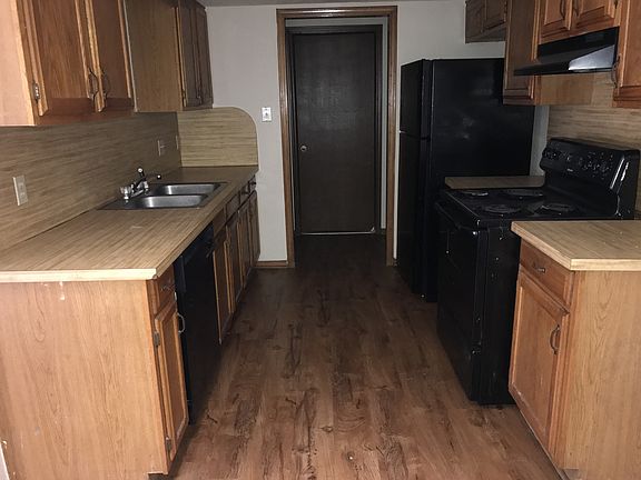 3rd image of 804 NW 137th St