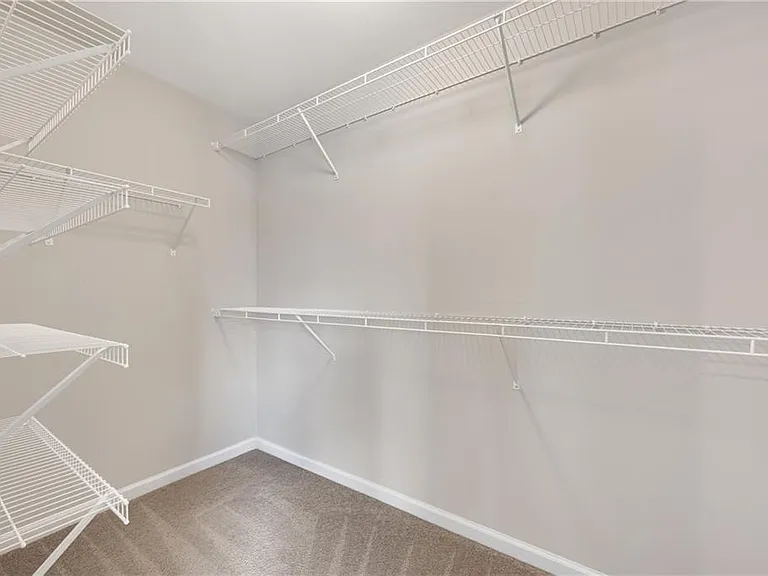 4920 Breezewood Cir — Photo 19