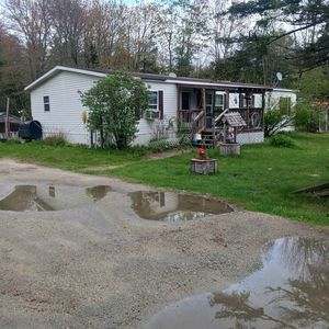 84 Warwick Road, Winchester, NH, 03470