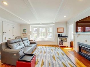 32 Holden Rd #32, Belmont, MA 02478