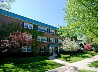 1414 Elmwood Ave APT 1G, Evanston, IL 60201
