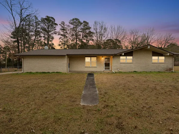 304 N Redbud St, Ore City, TX 75683