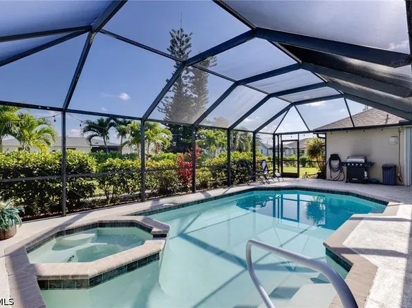 201 SW 35th St, Cape Coral, FL 33914