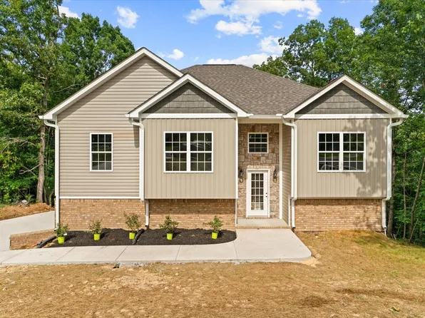 2041 Ashley Ln, Dalton, GA 30721