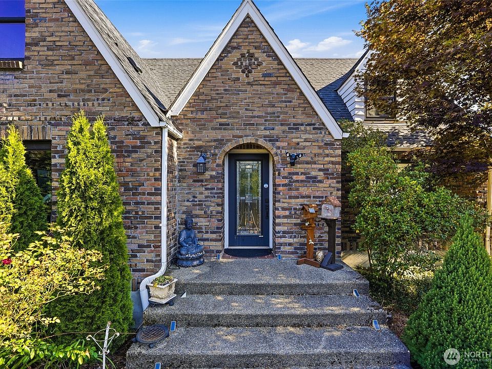 1st image of 16515 39th Avenue E