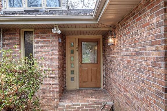 4th image of 187 Windy Hill Dr
