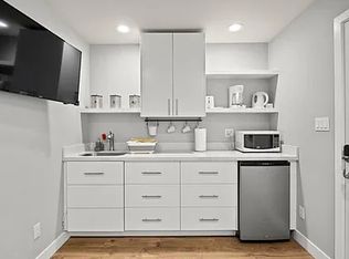 228 E Julian St #H, San Jose, CA 95112