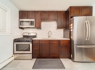 (Undisclosed Address), Des Plaines, IL 60016