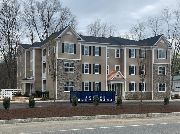 81 W Main St #102