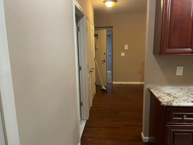 849 Rockland Ave #2A — Photo 23