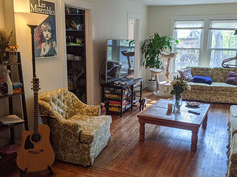207-209 Delaware Ave #5 — Photo 2