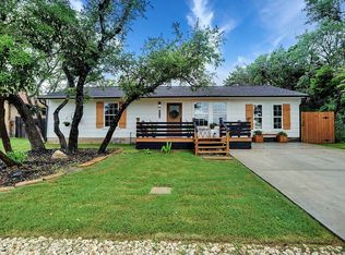 11102 Oak St, Jonestown, TX 78645