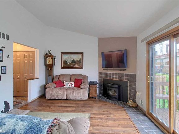 4th image of 38659 Harrison Creek Ct