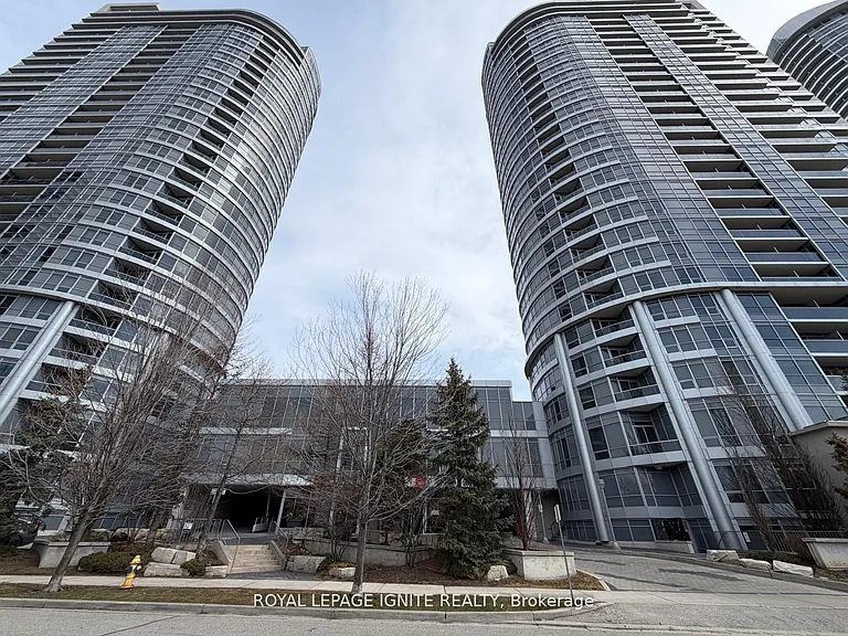 151 Village Green Sq #2001 — Photo 1