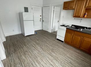 60 Croton Ter #2F, Yonkers, NY 10701