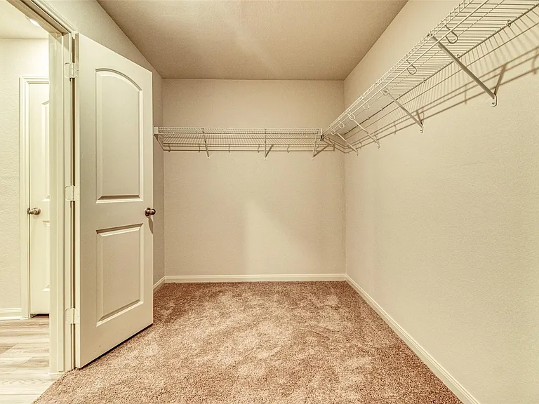 8002 Vacek Meadow Loop — Photo 20