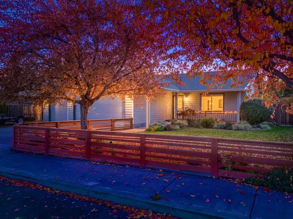 1950 NW Poplar Pl, Redmond, OR 97756