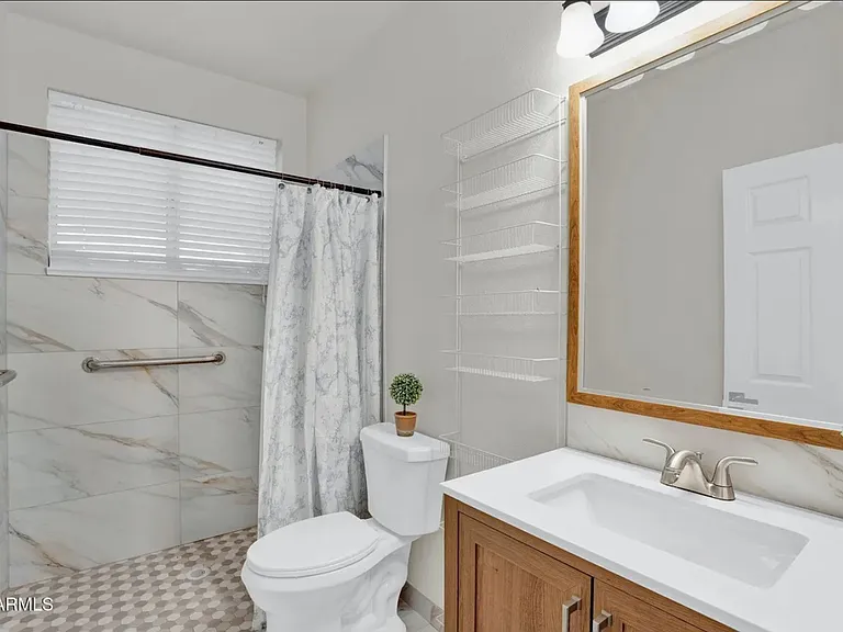5434 E Campo Bello Dr — Photo 27
