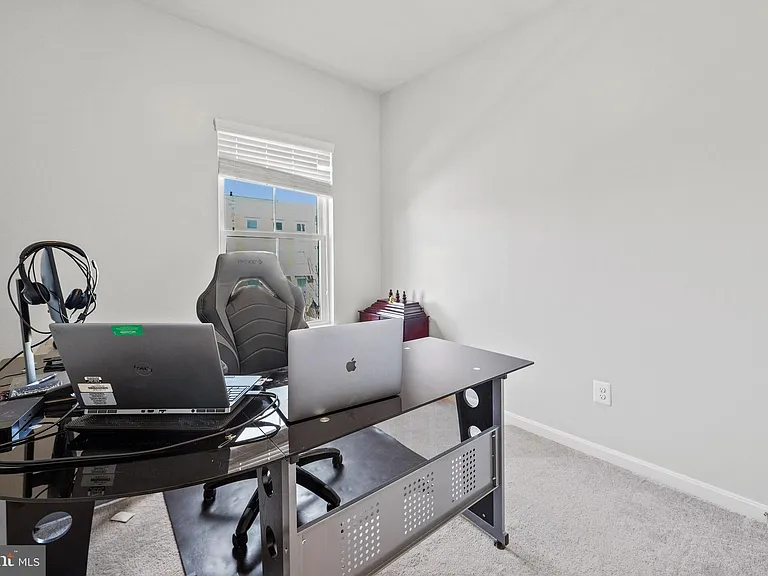 42265 Riggins Ridge Ter — Photo 46