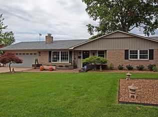 1303 NE 3rd St, Bentonville, AR 72712