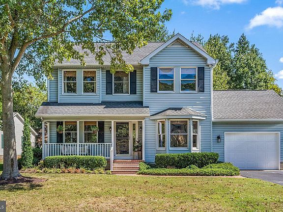 3rd image of 37997 Sunny Winters Dr