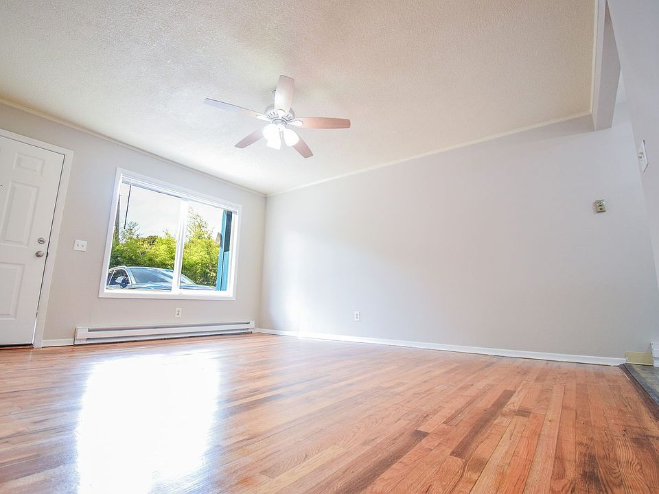 1st image of 6730 & 6740 SW Canyon Rd #2