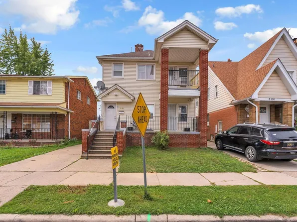 5125 Middlesex St, Dearborn, MI 48126