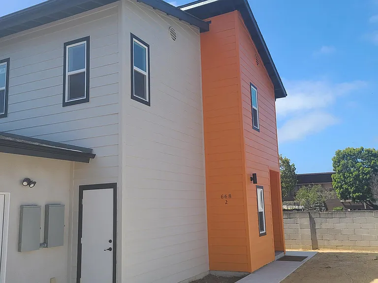 668 Del Mar Ave — Photo 1