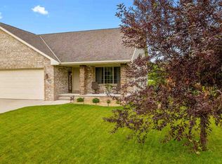 2064 Klondike Rd, Green Bay, WI 54311