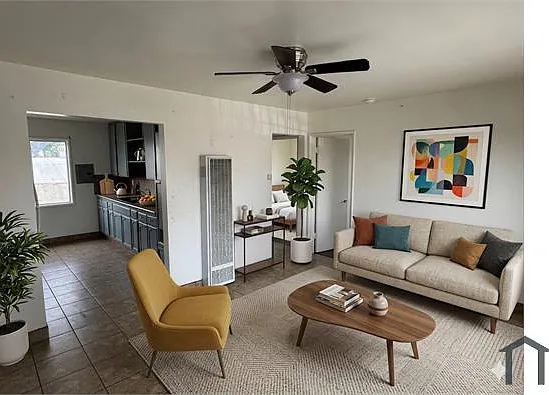 2 bed, 700 sqft, $2,100 — Photo 1
