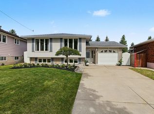 30 Catalina Dr, Hamilton, ON L8G 2M5