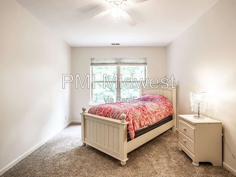 3712 Kinnett Ln — Photo 17