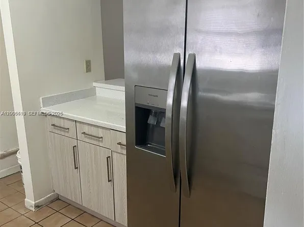 2255 W 55th St #2, Hialeah, FL 33016