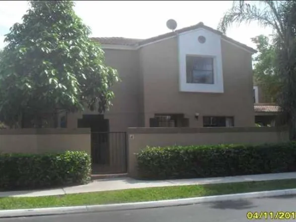 10415 SW 154th Ct APT 4, Miami, FL 33196