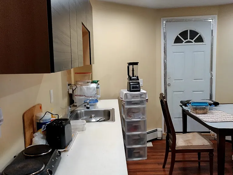 138 Devon St #BASEMENT — Photo 7