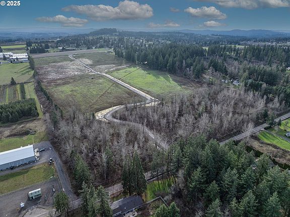 3rd image of SE Highway 212