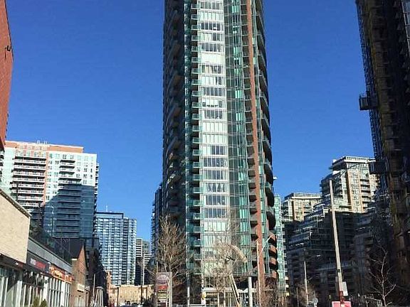 2nd image of 150 E Liberty St #905