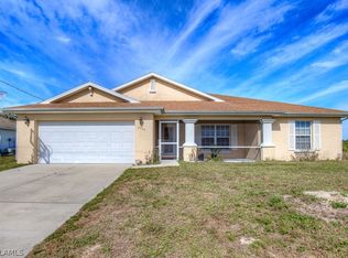 2554 25th St W, Lehigh Acres, FL 33971