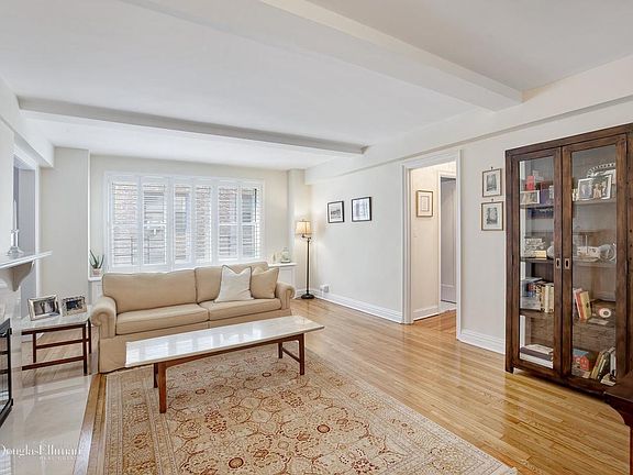 4th image of 414 E 52nd St APT 9E