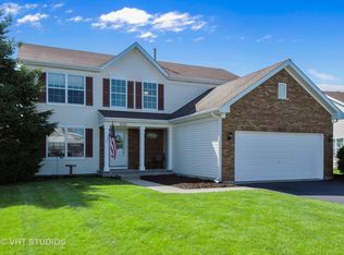 2312 Hobbs Ln, Yorkville, IL 60560