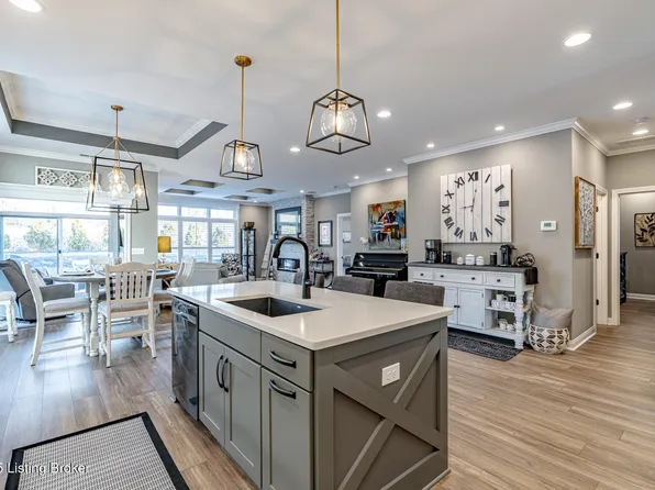 1178 Greens Dr, Simpsonville, KY 40067